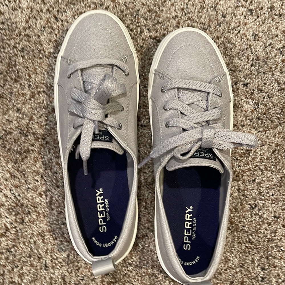 Sperry Women’s Crest Vibe Platform Sneaker